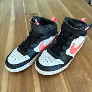 Nike Kids Jordan Basketball Sneakers - Black, White, and Pink size 2.5Y